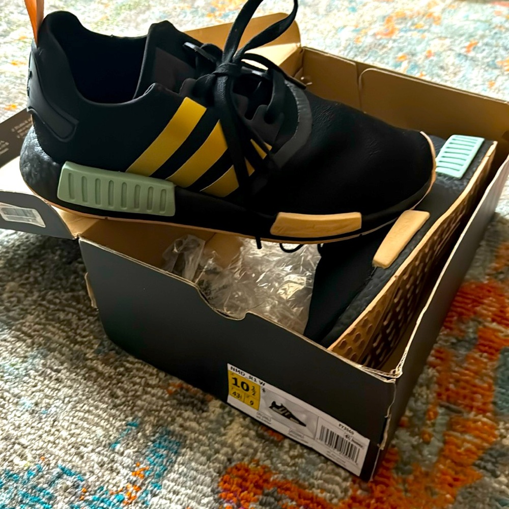 Adidas- Running sneakers